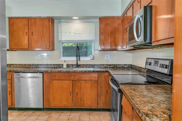 5410 NE 5TH STREET, Ocala, FL 34470