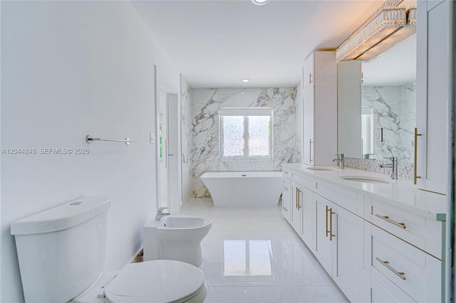 773 Woodcrest Road, Key Biscayne, FL 33149