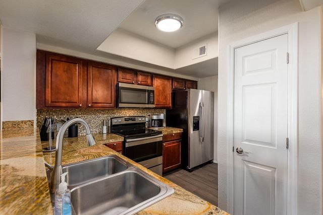 15095 N Thompson Peak Parkway 2114, Scottsdale, AZ 85260