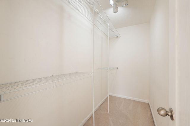 121 Alpine Dr, Vine Grove, KY 40175