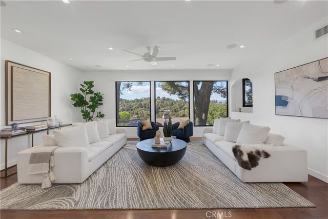 4032 Rogen Drive, Encino, CA 91436