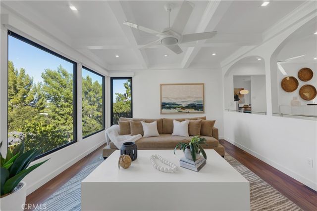 4032 Rogen Drive, Encino, CA 91436