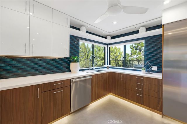 4032 Rogen Drive, Encino, CA 91436