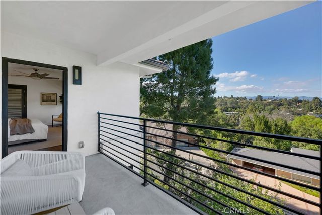 4032 Rogen Drive, Encino, CA 91436