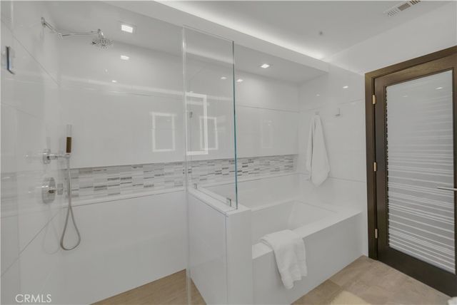 4032 Rogen Drive, Encino, CA 91436