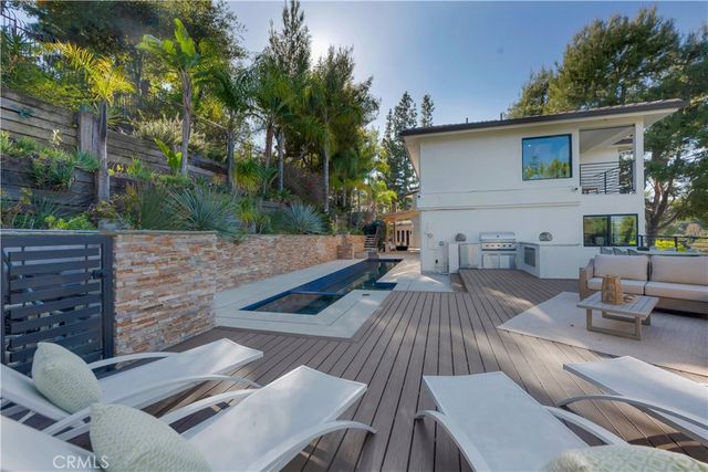 4032 Rogen Drive, Encino, CA 91436