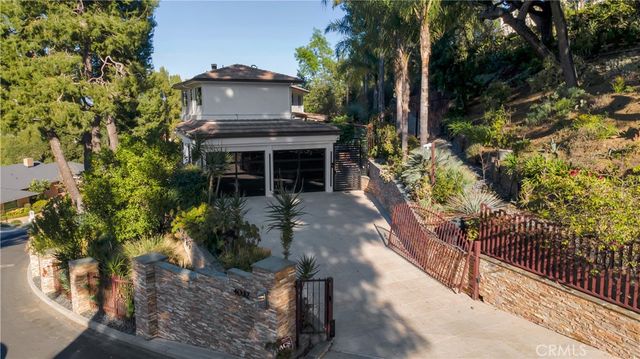 4032 Rogen Drive, Encino, CA 91436
