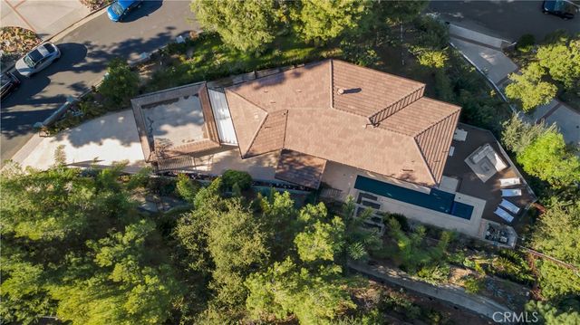 4032 Rogen Drive, Encino, CA 91436