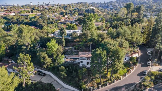 4032 Rogen Drive, Encino, CA 91436