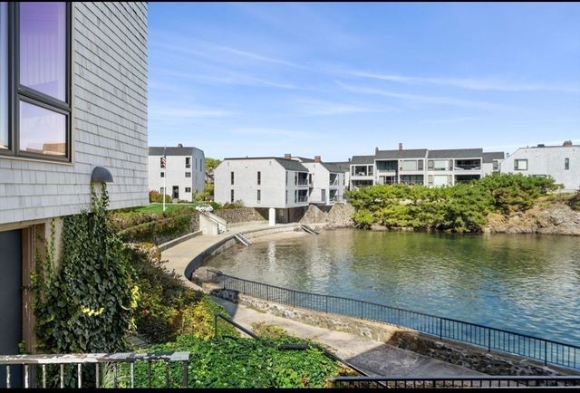 41 Wharf Patth 41, Marblehead, MA 01945