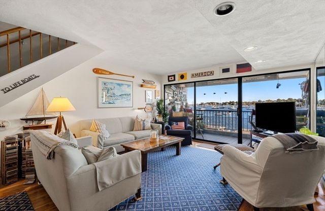 41 Wharf Patth 41, Marblehead, MA 01945