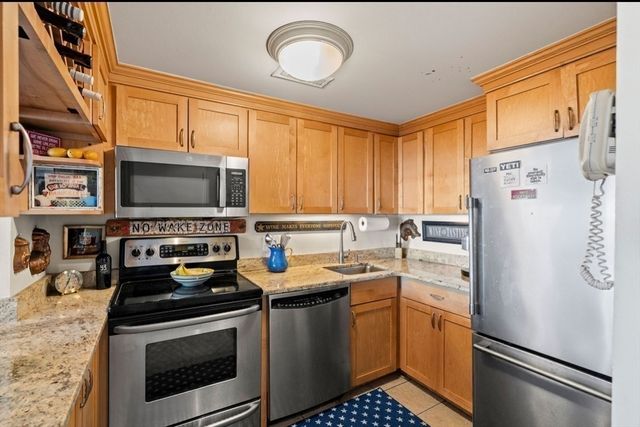 41 Wharf Patth 41, Marblehead, MA 01945