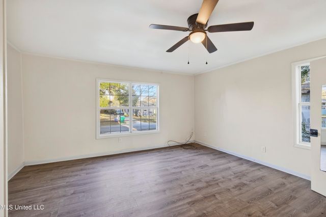 1505 R Dixie Avenue, Gulfport, MS 39501