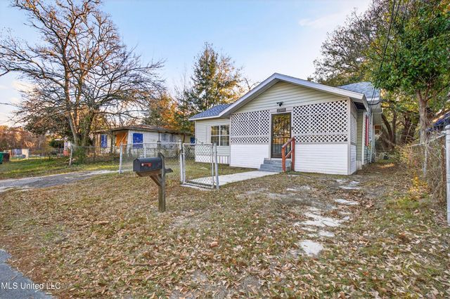 1505 R Dixie Avenue, Gulfport, MS 39501