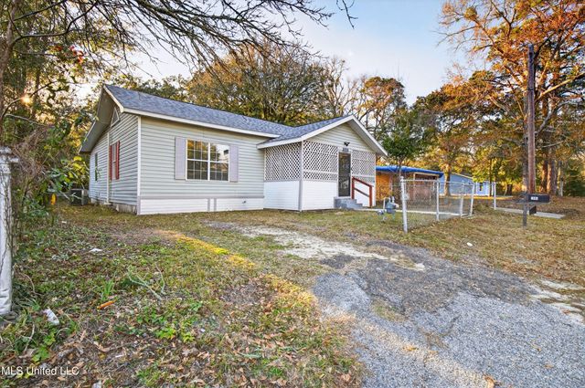 1505 R Dixie Avenue, Gulfport, MS 39501