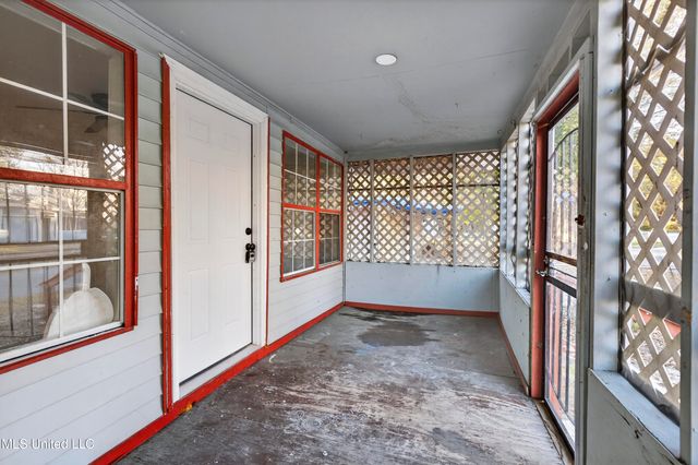 1505 R Dixie Avenue, Gulfport, MS 39501