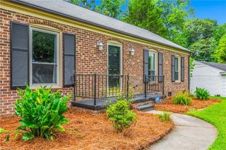 104 Cheltenham Drive, Winston-salem, NC 27103