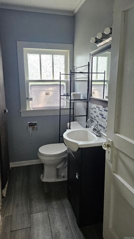 619 W 2Nd St, Rector, AR 72461