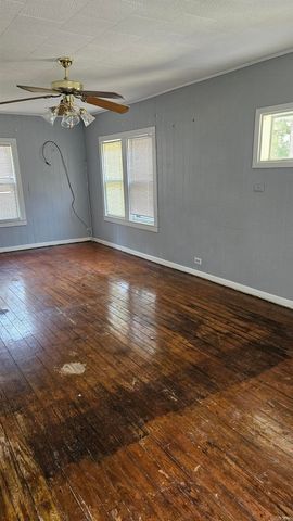 619 W 2Nd St, Rector, AR 72461