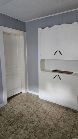 619 W 2Nd St, Rector, AR 72461