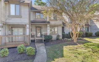 329 Bridgewater DR, Newport News, VA 23603
