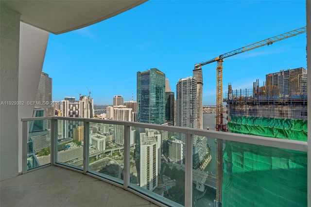 31 SE 5th St 4314, Miami, FL 33131