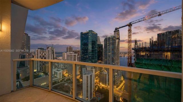 31 SE 5th St 4314, Miami, FL 33131