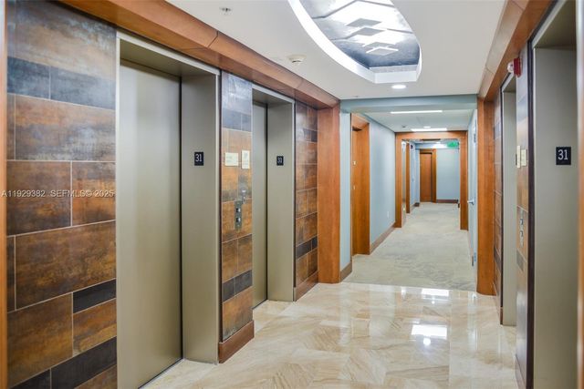 31 SE 5th St 4314, Miami, FL 33131