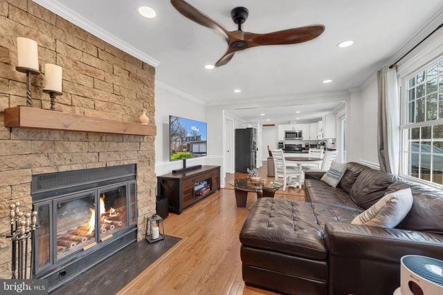 8271 RAINDROP WAY, Springfield, VA 22153