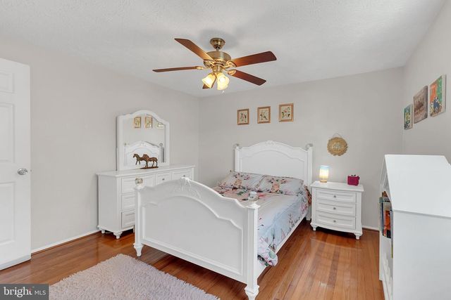 8271 RAINDROP WAY, Springfield, VA 22153