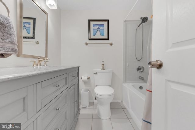 8271 RAINDROP WAY, Springfield, VA 22153