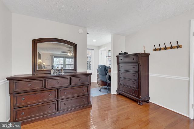 8271 RAINDROP WAY, Springfield, VA 22153