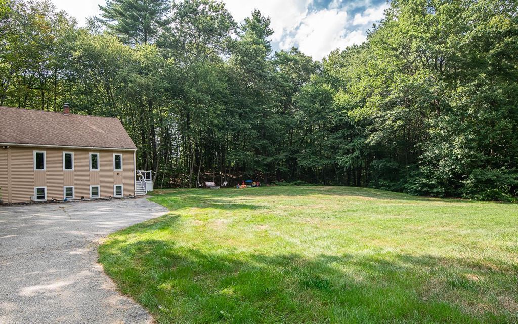 10 Rum Holw # B, Fremont, NH 03044