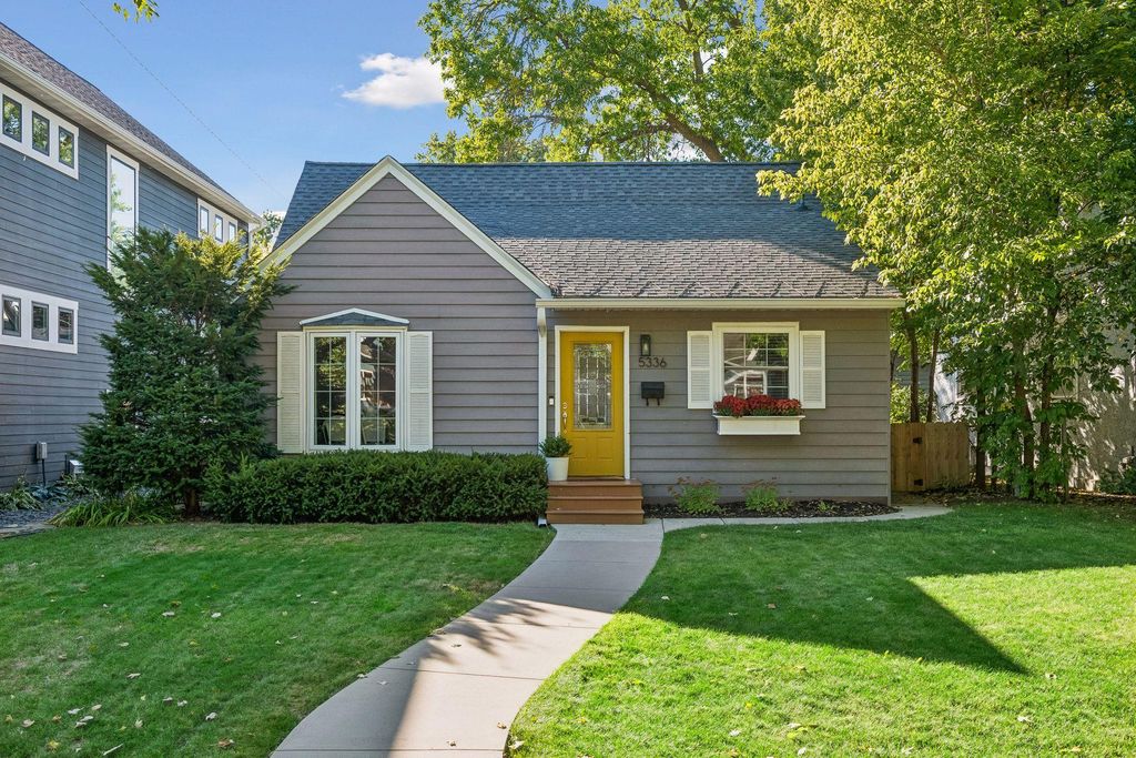 5336 Beard Avenue S, Minneapolis, MN 55410 — exterior