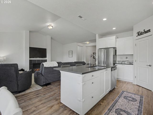 134 Ne LIBERTY Ln, Estacada, OR 97023