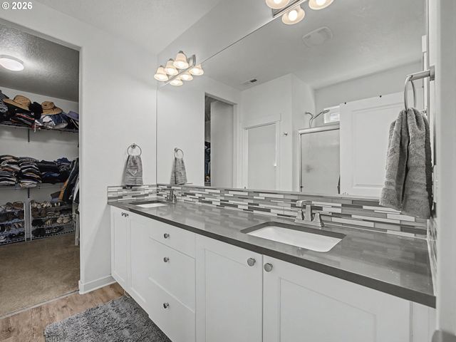 134 Ne LIBERTY Ln, Estacada, OR 97023