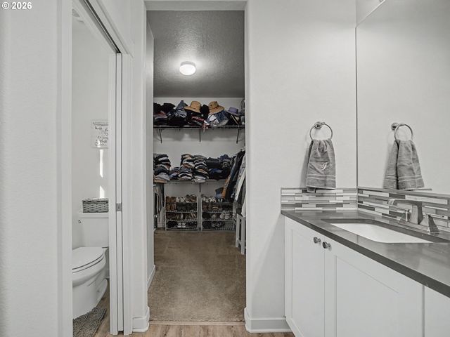 134 Ne LIBERTY Ln, Estacada, OR 97023