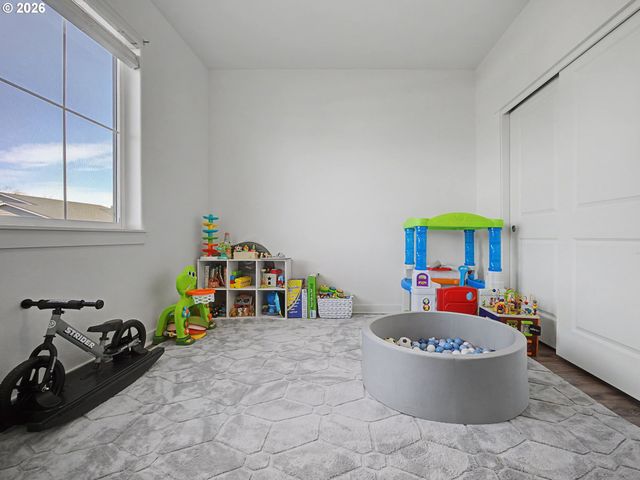 134 Ne LIBERTY Ln, Estacada, OR 97023