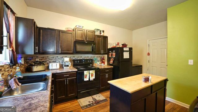 10 Bartlett Drive, Cartersville, GA 30120