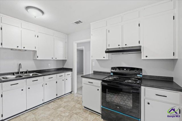 213 Oklahoma Avenue, Warner Robins, GA 31093