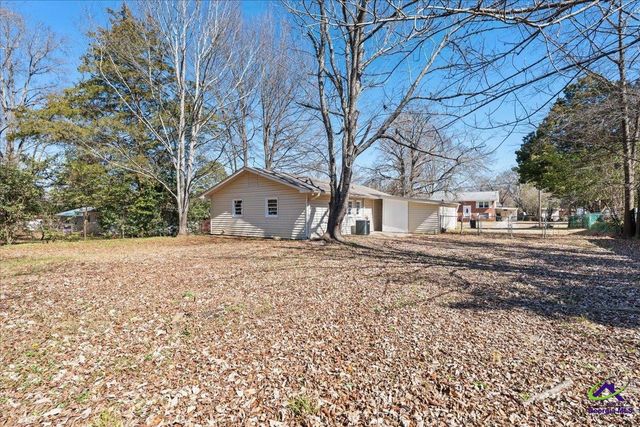 213 Oklahoma Avenue, Warner Robins, GA 31093