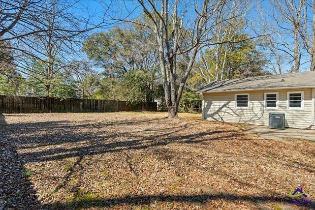 213 Oklahoma Avenue, Warner Robins, GA 31093