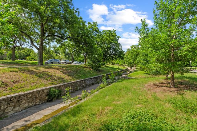 3014 Hemphill PARK, Austin, TX 78705