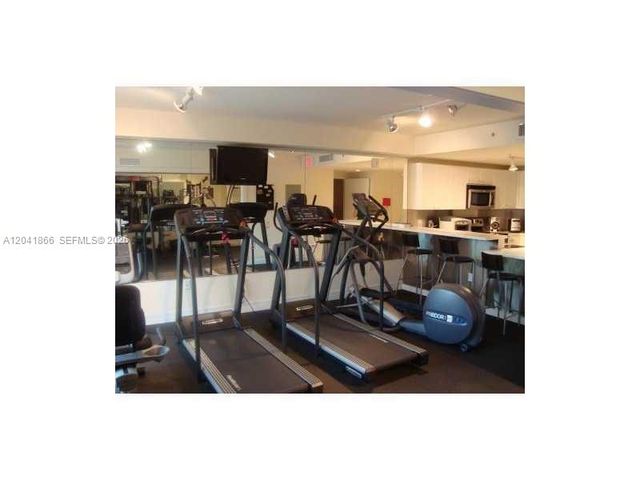 2740 SW 28th Terrace 207, Miami, FL 33133
