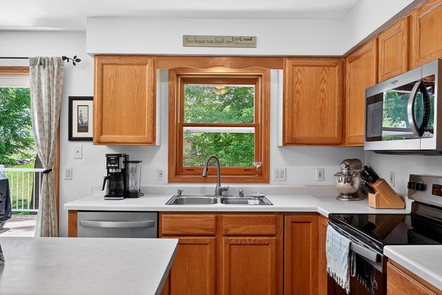 6217 Adobe Way, Madison, WI 53719