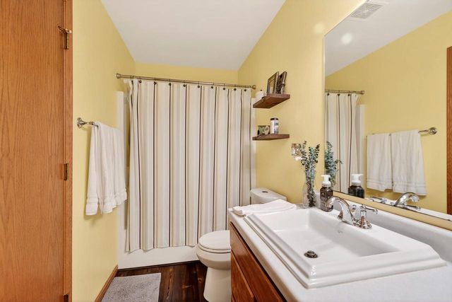 6217 Adobe Way, Madison, WI 53719