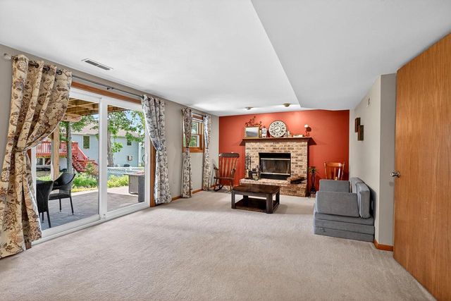 6217 Adobe Way, Madison, WI 53719