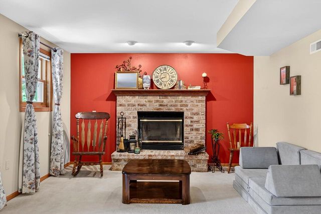 6217 Adobe Way, Madison, WI 53719