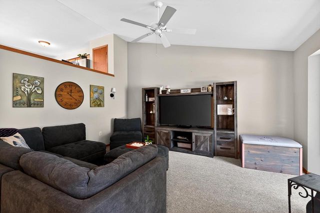 6217 Adobe Way, Madison, WI 53719
