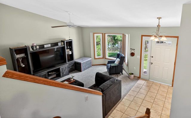 6217 Adobe Way, Madison, WI 53719